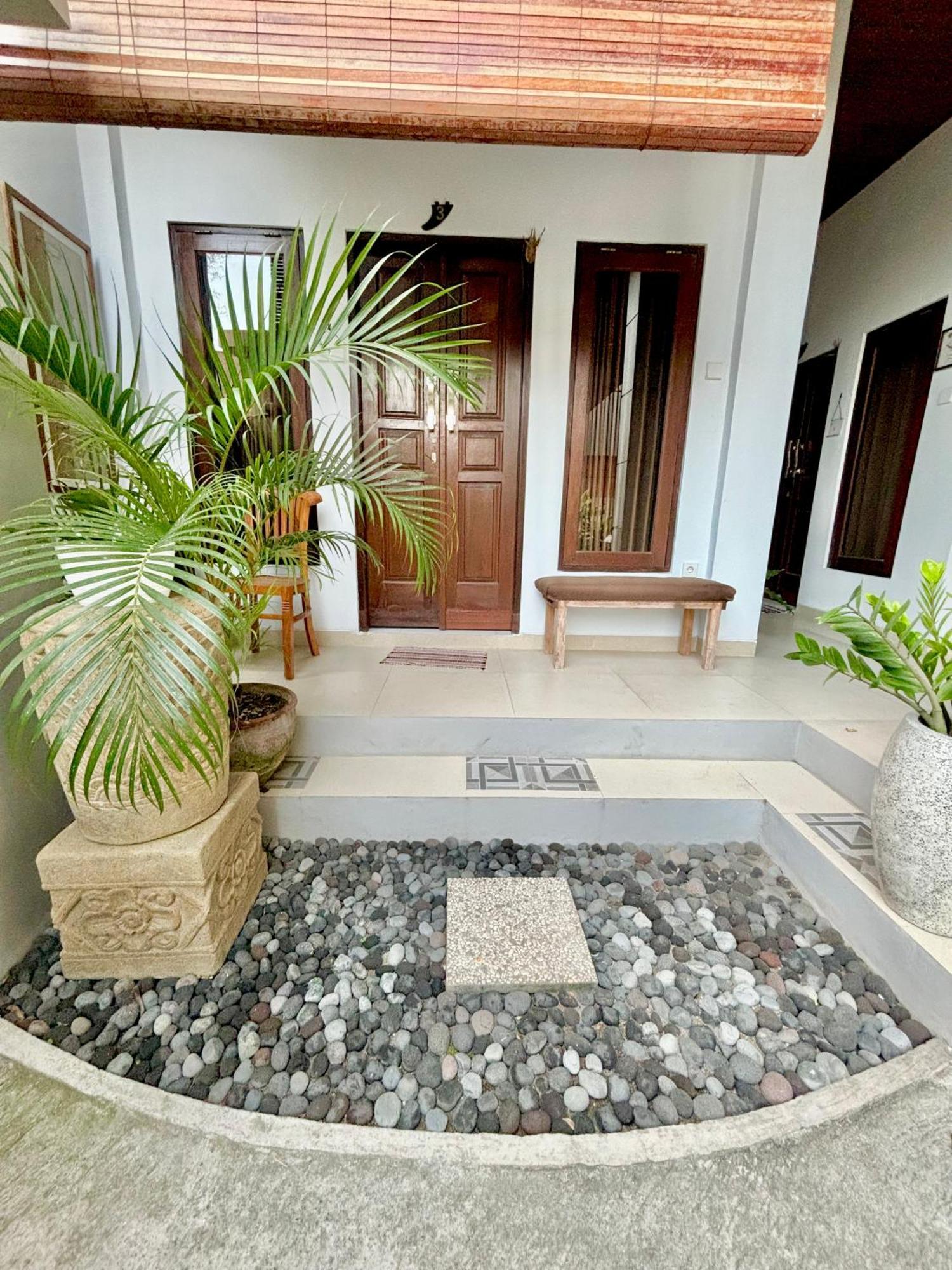 The Lima Home Stay In Canggu Esterno foto