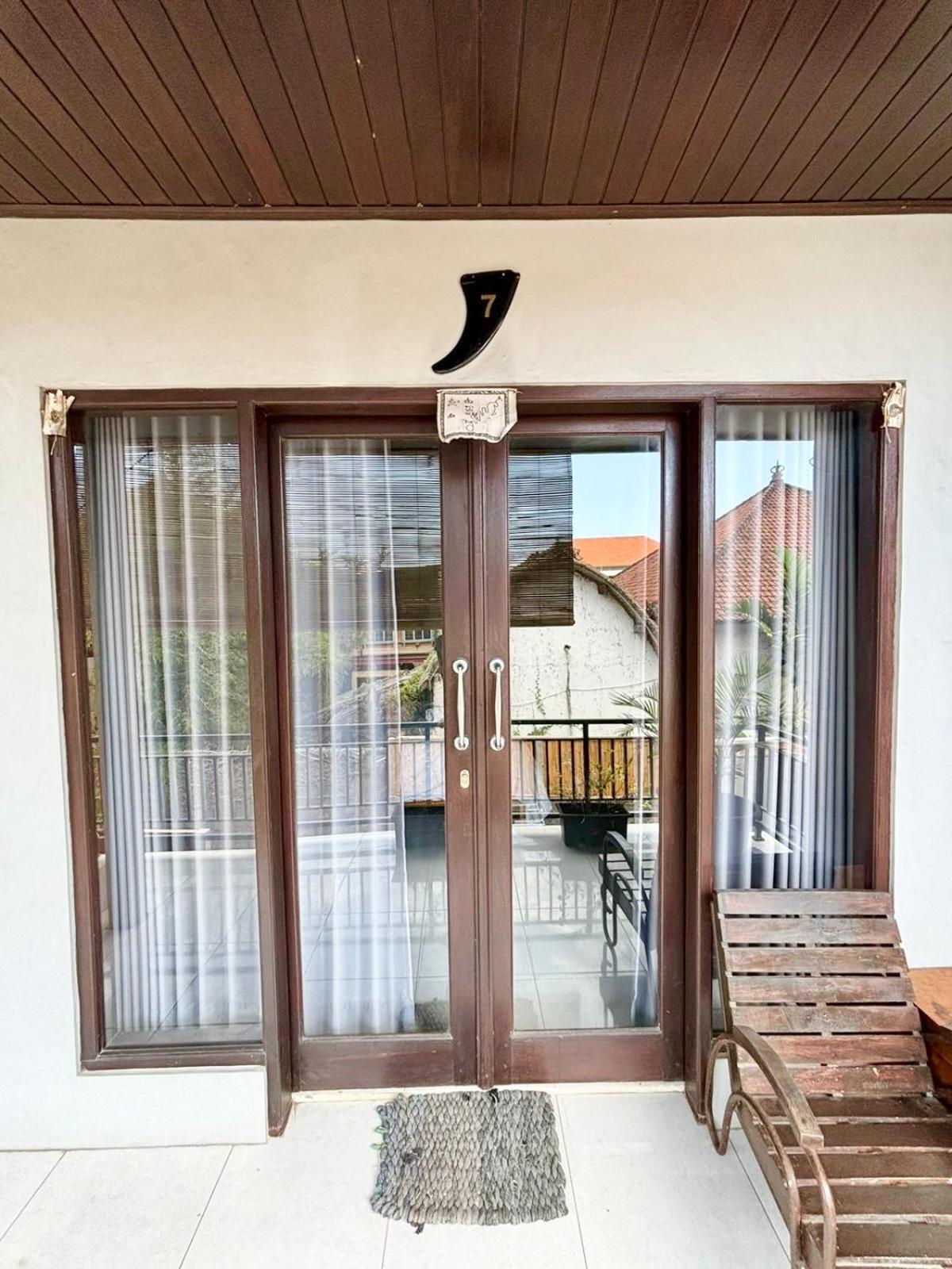The Lima Home Stay In Canggu Esterno foto